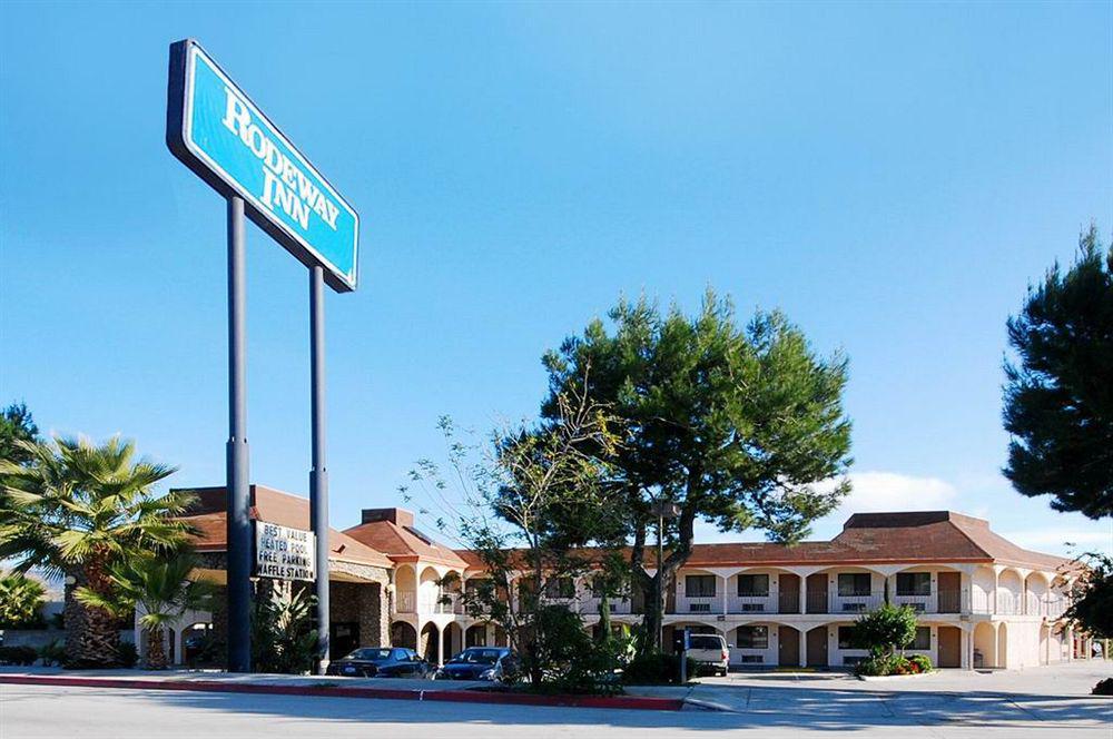 Rodeway Inn Magic Mountain Area Castaic Bagian luar foto