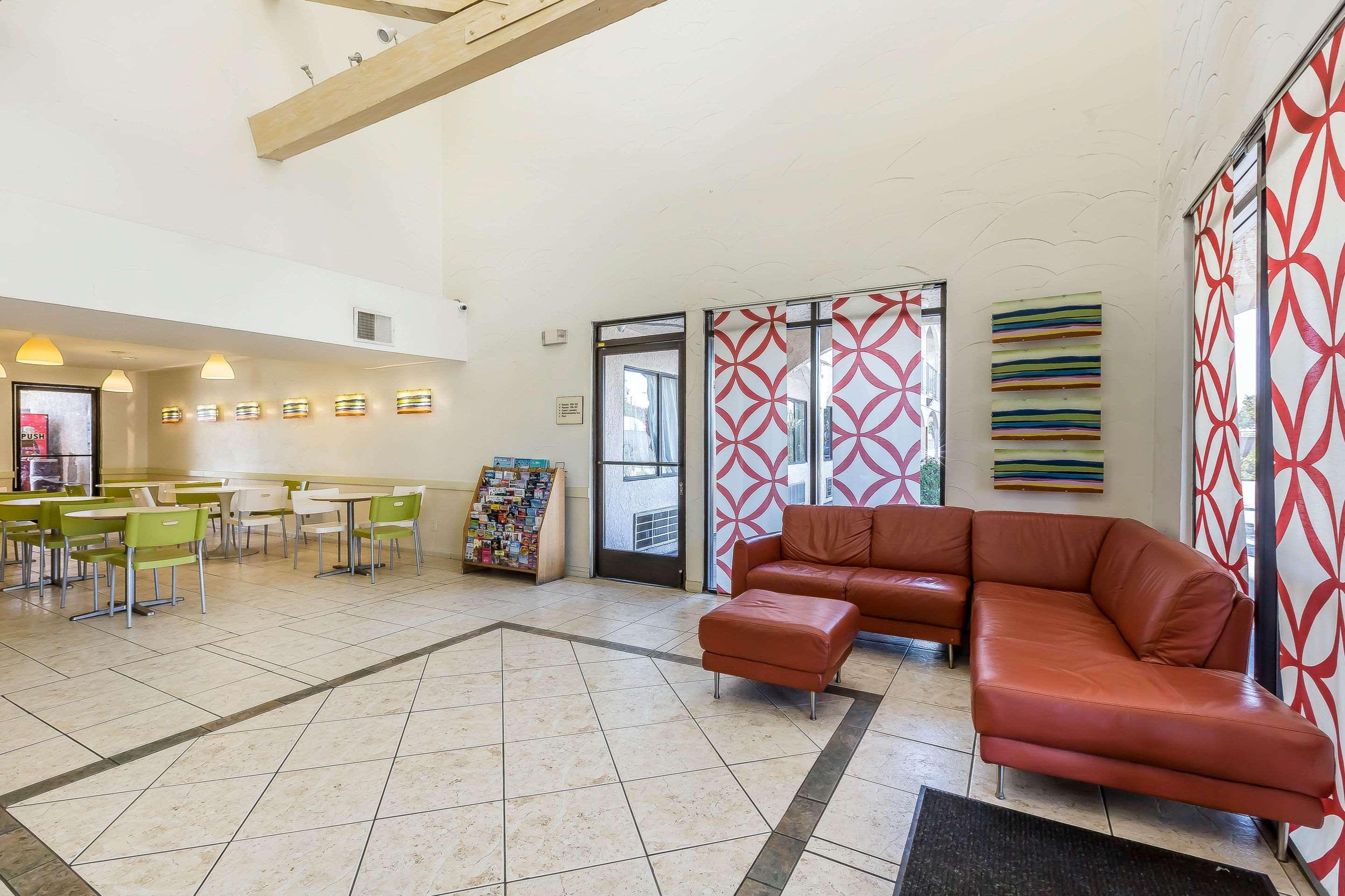 Rodeway Inn Magic Mountain Area Castaic Bagian luar foto